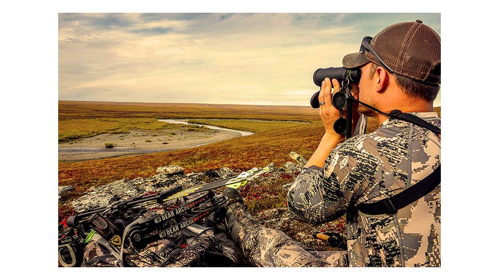 Vanguard Endeavor ED 8x42 Roof BaK4 Prism Waterproof Binocular, Black 339366