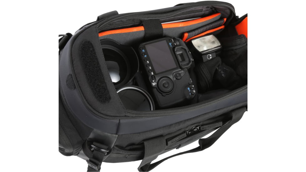 Vanguard Quovio Multimedia Carrying Bag, Black Quovio 36