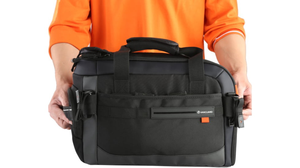 Vanguard Quovio Multimedia Carrying Bag, Black Quovio 36