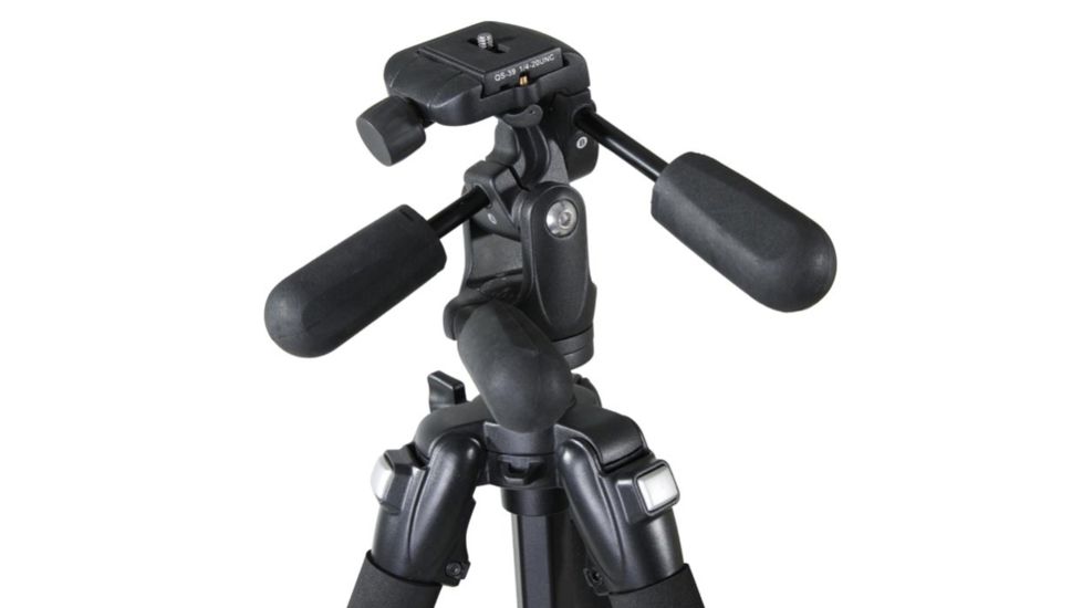 Vanguard Tracker 4 Professional Tripod w/Panhead