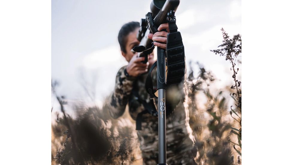 Vanguard VEO 2 Shooting Stick, Black, 4 section, 23mm aluminum leg, 360-degree rotating, wide U-Yoke VEO 2 AM-234TU