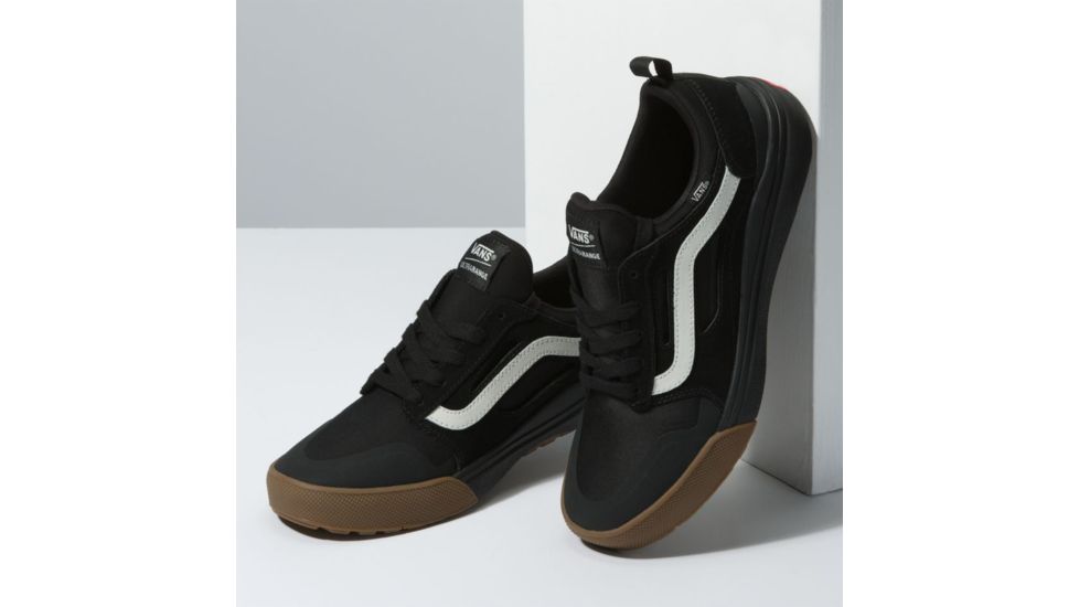Vans Ultrarange 3D Casual Boot, Black/Gum, 11 US, VN0A3TKWB9M-11 US/12.5 US