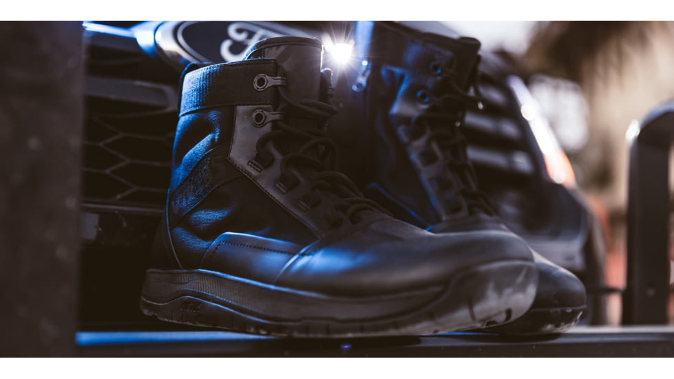 Viktos Armory Mid Side Zip Boots, Leo Black, 8.5, 1003503