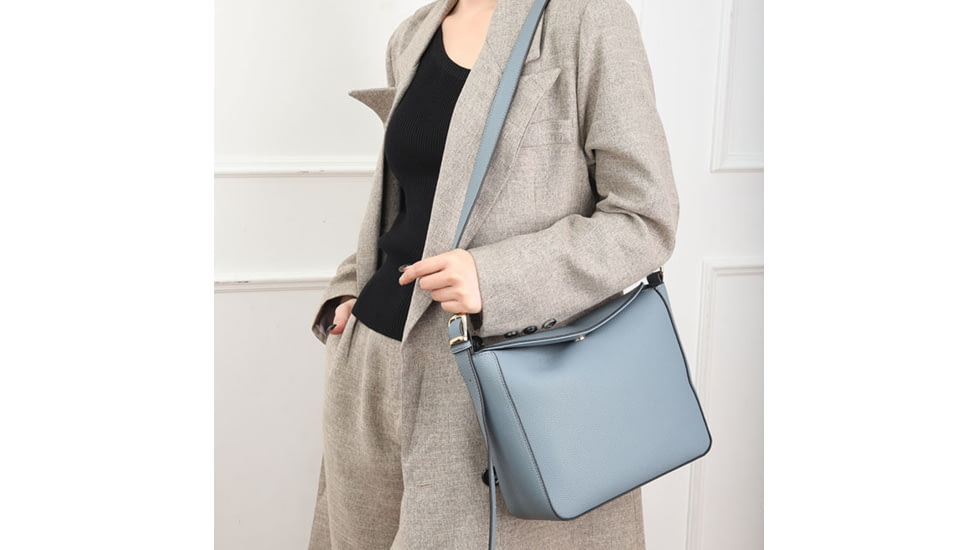 VISM BW2382 PU Leather Purse, Blue, BW2382BL