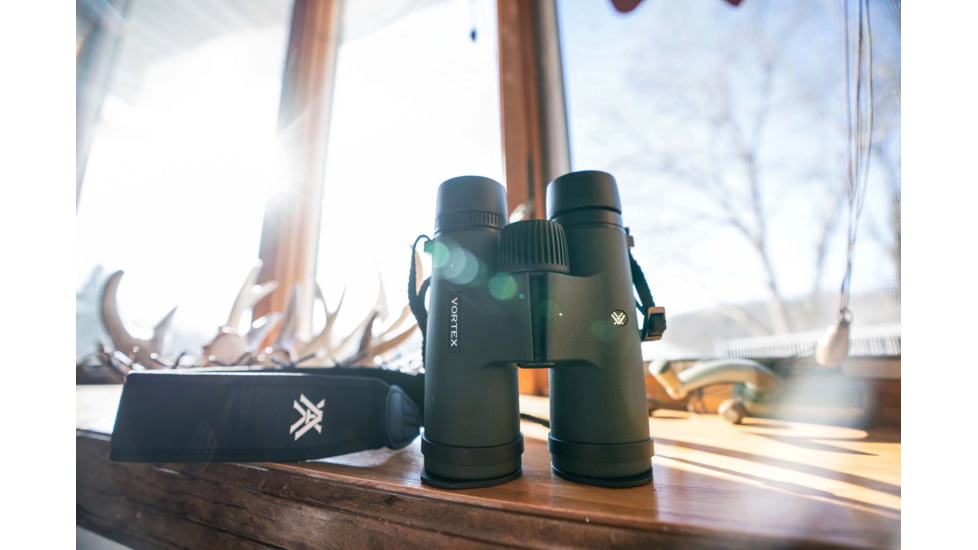 Vortex Triumph HD 10x42 Roof Prism Binoculars, Green, TRI-1042