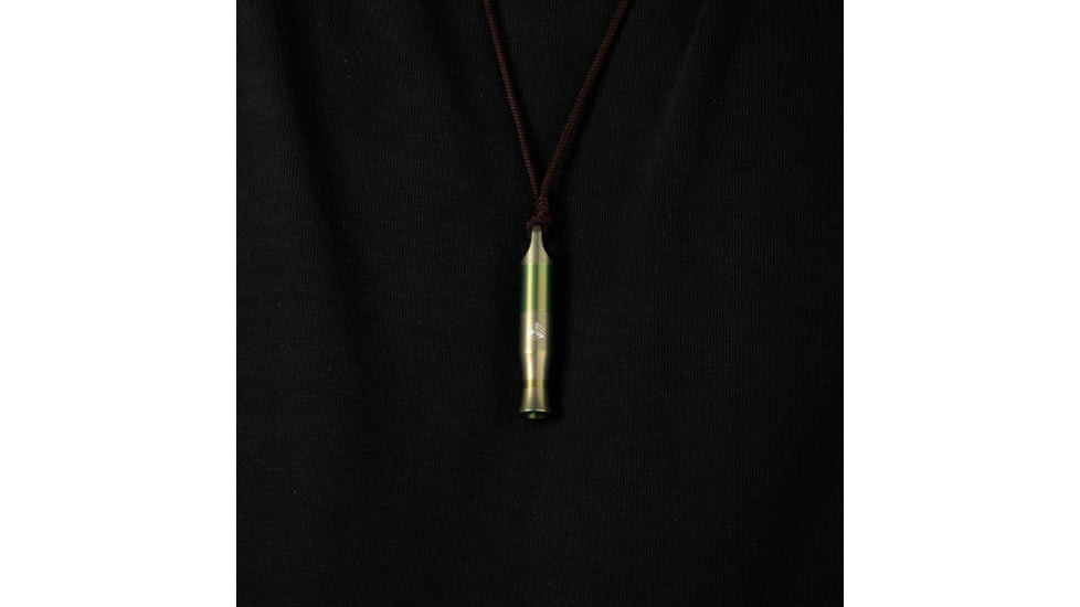 We Knife Co Ltd Green Ti Whistle With 1pc Brown Paracord - A-05CP