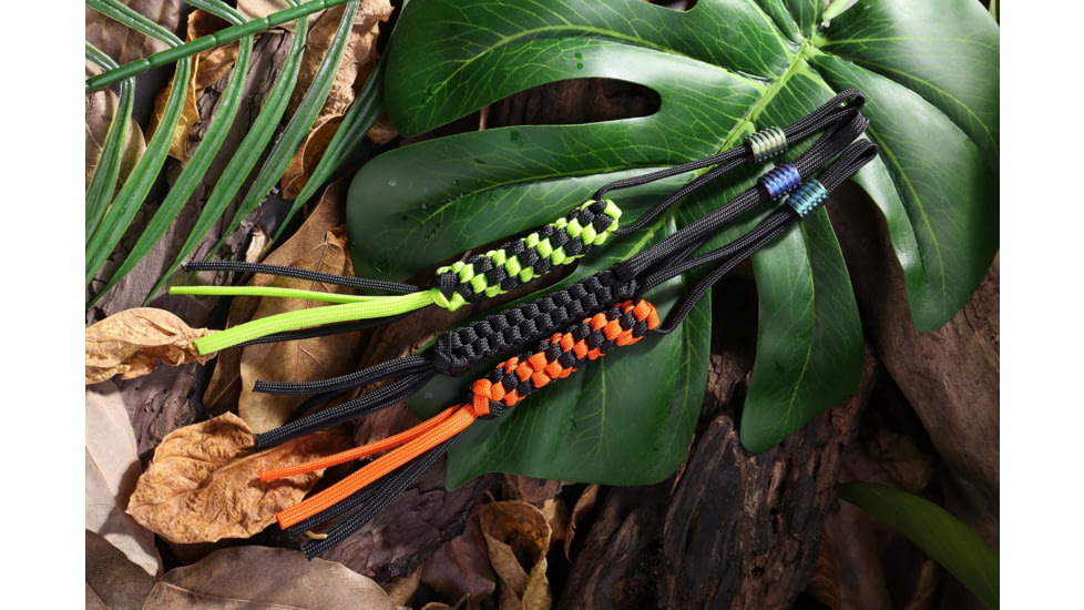 We Knife Co Ltd Paracord Lanyard, Lanyard, Black/Green Braided Paracord Construction With Green Anodized Titanium Bead, A-01A