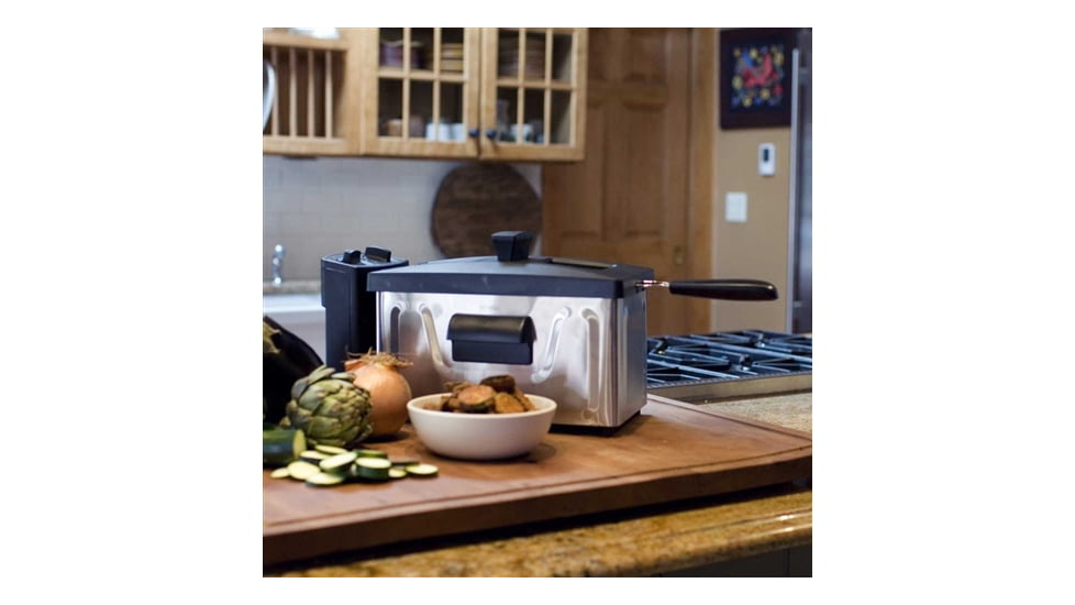 Weston Products Deep Fryer - 8 Cup, 2L Oil Capacity, Black/Stainless Steel 03-1100-W