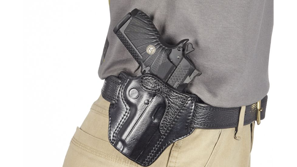 Wilson Combat Defender Holster, EDC X9, right Hand, 1.5in Belt, Black Leather with Shark Trim PLD9BLSR15