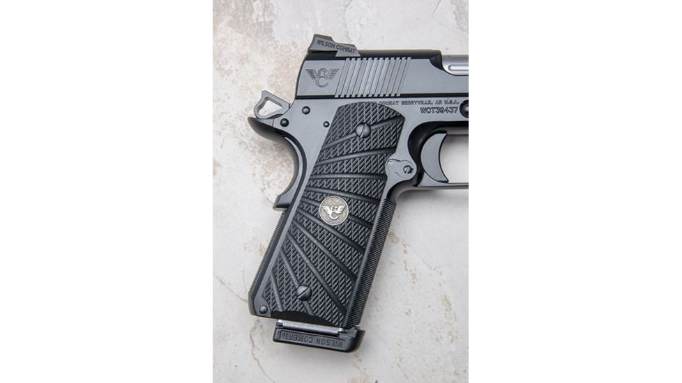 Wilson Combat Grips, Full-Size, Aggressive Starburst Pattern, Beveled Bottom, Black 738-FS-BB-BLK