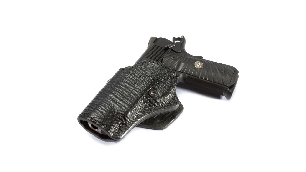 Wilson Combat Practical Carry, Compact 1911, Right Hand, 1.5in Belt, Black Shark PC2BSR15