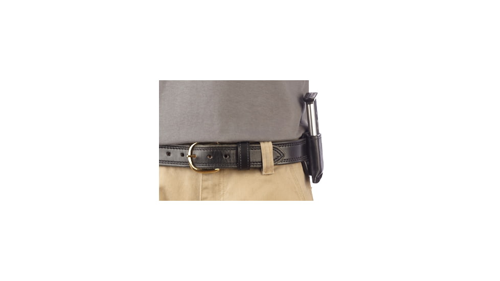 Wilson Combat Single Snap Magazine Pouch, 1911, Right Hand, 1.5in Belt, Black Leather SS1BLR15