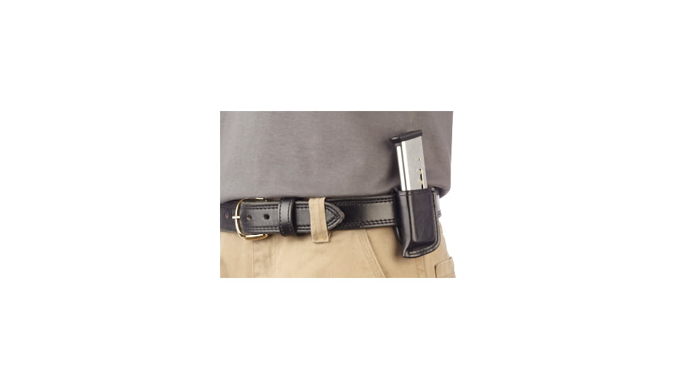 Wilson Combat Single Snap Magazine Pouch, 1911, Right Hand, 1.5in Belt, Black Leather SS1BLR15