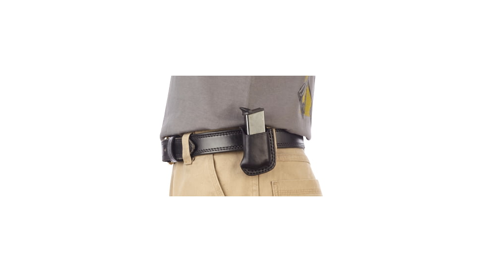 Wilson Combat Single Snap Magazine Pouch, ADP, Right Hand, 1.5in Belt, Black Leather SS4BLR15
