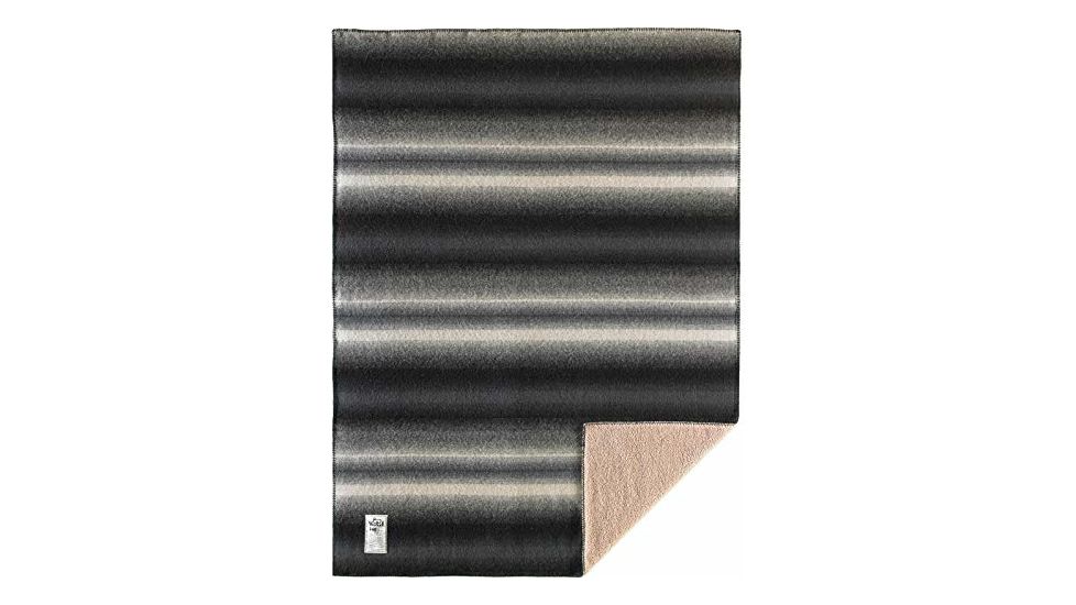 Woolrich Logan Ridge w/Sherpa, Black/Grey, 50X68, 92491-BLACK/GREY-