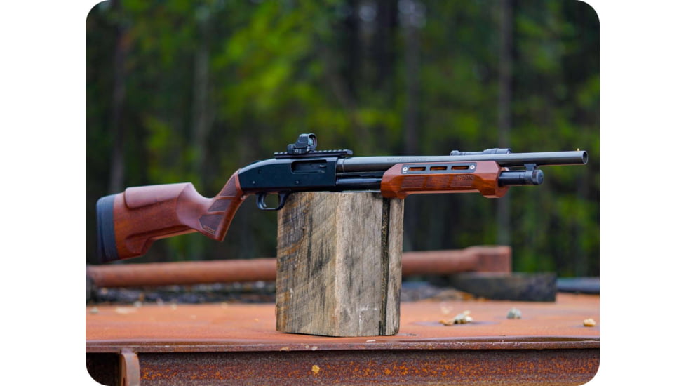 WOOX Gladiatore Shotgun Forend - 6 3/4in Action Tube, Mossberg 500/590, Walnut, SHFRN01201