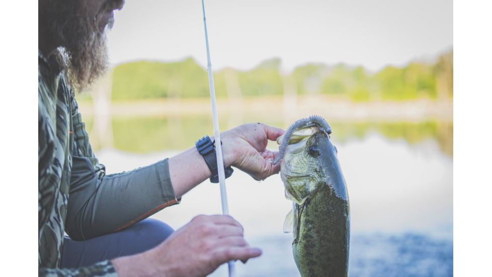 Yamamoto Baits Slinko Floater Soft Bait, 7, 5.5in, Blue Pearl-Black-Hologram, YAM-SLINKO5.5-239