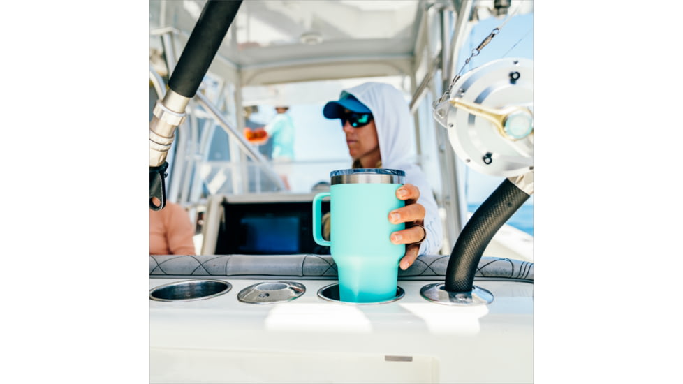 Yeti Rambler 30 oz Travel Mug w/Stronghold Lid, Big Sky Blue, 30 oz, 21071504650