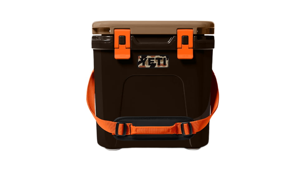Yeti Roadie 24 Quart 2.0 Hard Cooler, Wetlands Camo, 10022020004