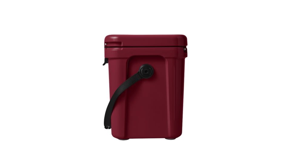 Yeti Roadie 24 Hard Cooler, Harvest Red, 10022280000