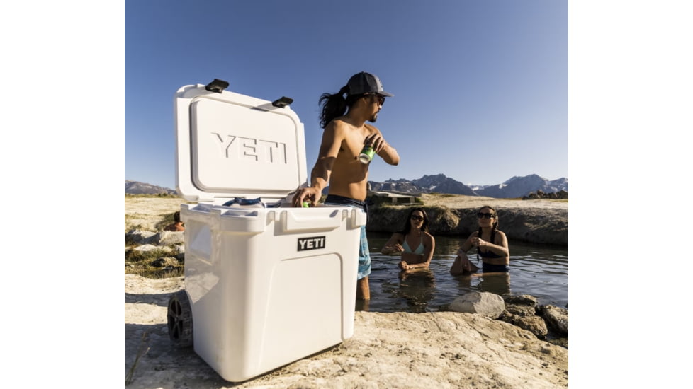 Yeti Roadie 48 Hard Cooler, White, 10048020000