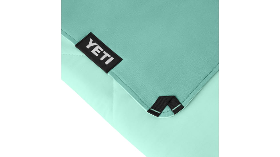Yeti Lowlands Blanket