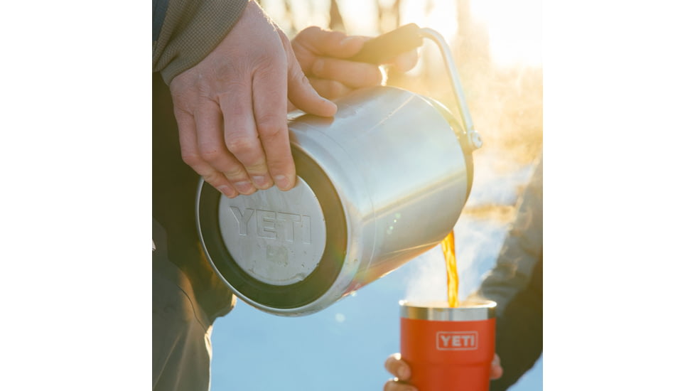 Yeti Rambler 2.0 Jug