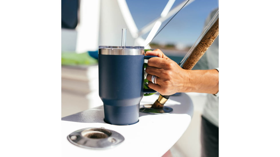 Yeti Rambler 35 oz Mug 2.0 w/Straw Cap