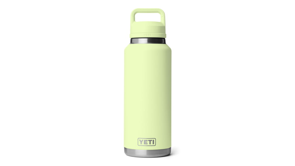Yeti Rambler 46 oz Water Bottle w/Color-Matched Chug Cap