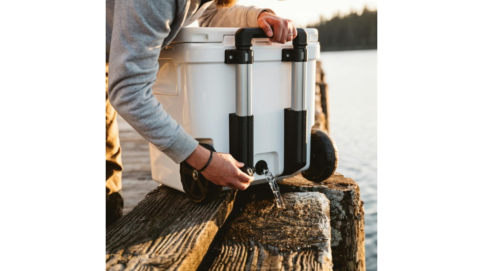 Yeti Roadie 48 Quart Wheeled Hard Cooler