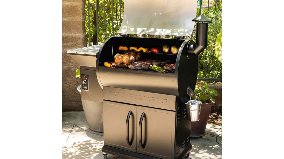 Z Grills 700E Master 8in1 Wood Pellet Grill - Smoker, Silver/Black, Large, ZPG-700D2E