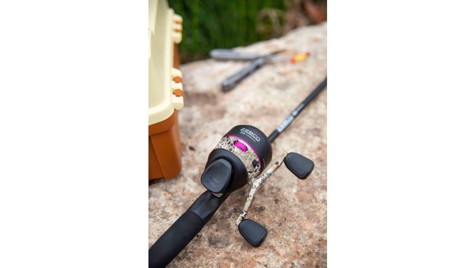 Zebco 33 Lady Camo 2 Piece Medium Spincast Combo 10lb, 6ft, 33LCAMO602MA.NS4