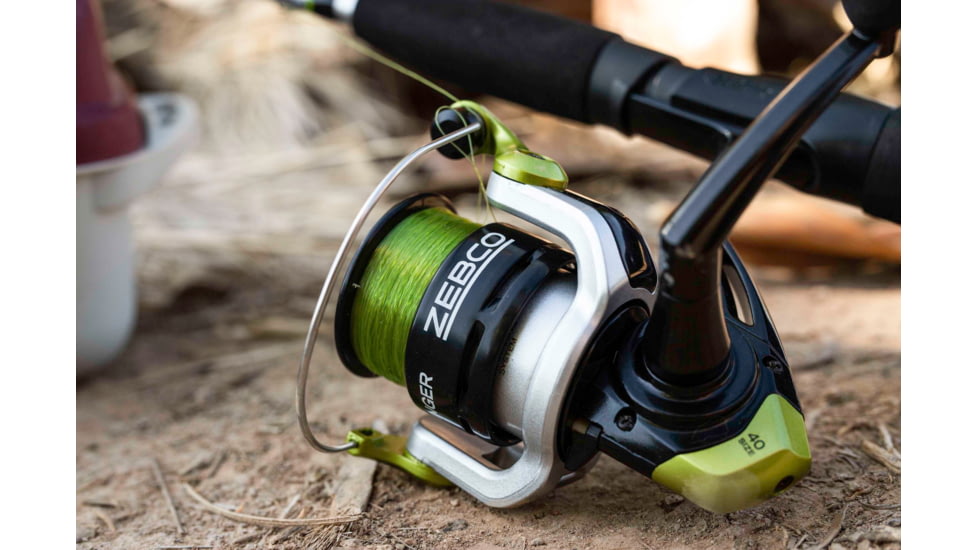 Zebco Stinger Spinning Reel and Rod Combo, 7ft 2-PC Fiberglass Pole, EVA Rod Handle, SZ 40 Reel, Changeable Righ/Left Retrieve, Built-In Hook Keeper, Silver/Black, SSP40702MA.NS3