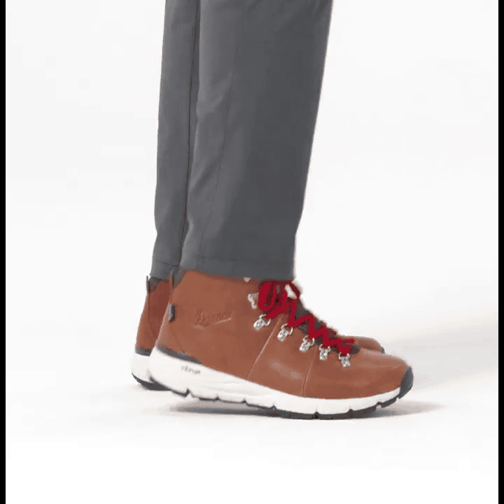 opplanet danner mountain 600 saddle tan video