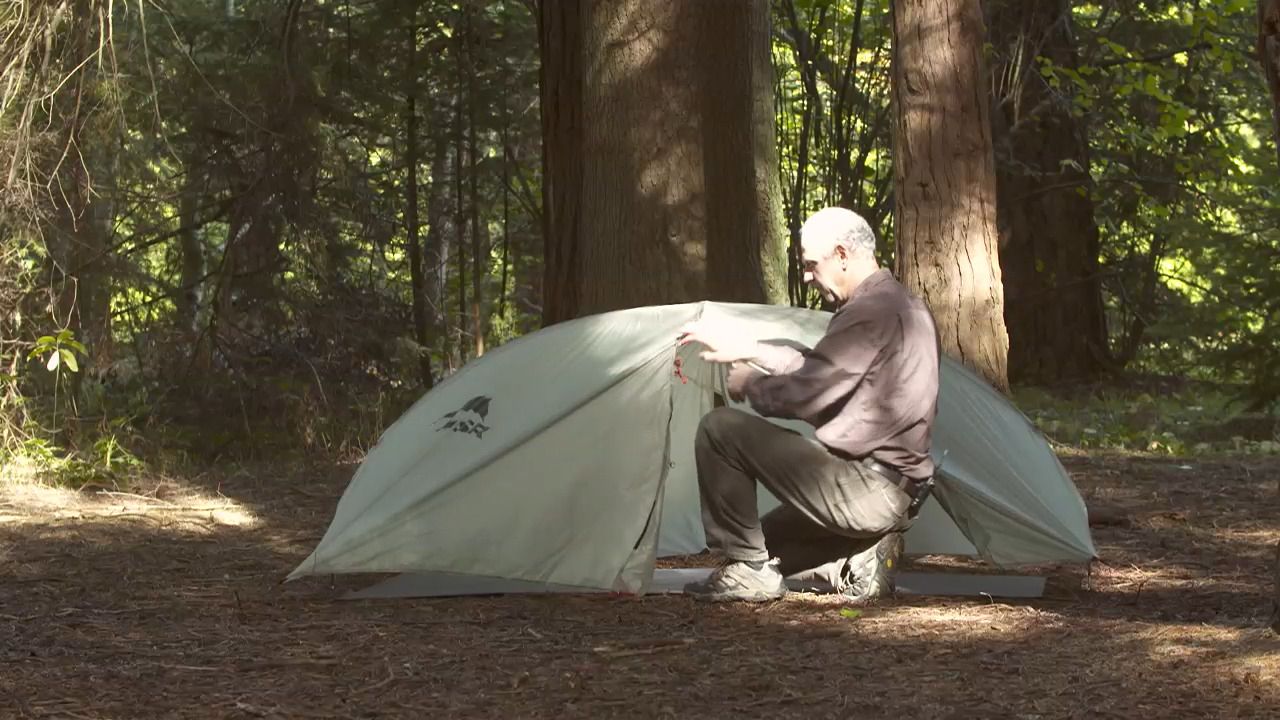 opplanet msr carbon reflex tent fast and light setup video