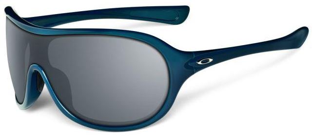 Oakley Immerse Polished White w/G40 Black Gradient Lenses oo9131-01 Oakley Immerse Sunglasses | main image 3